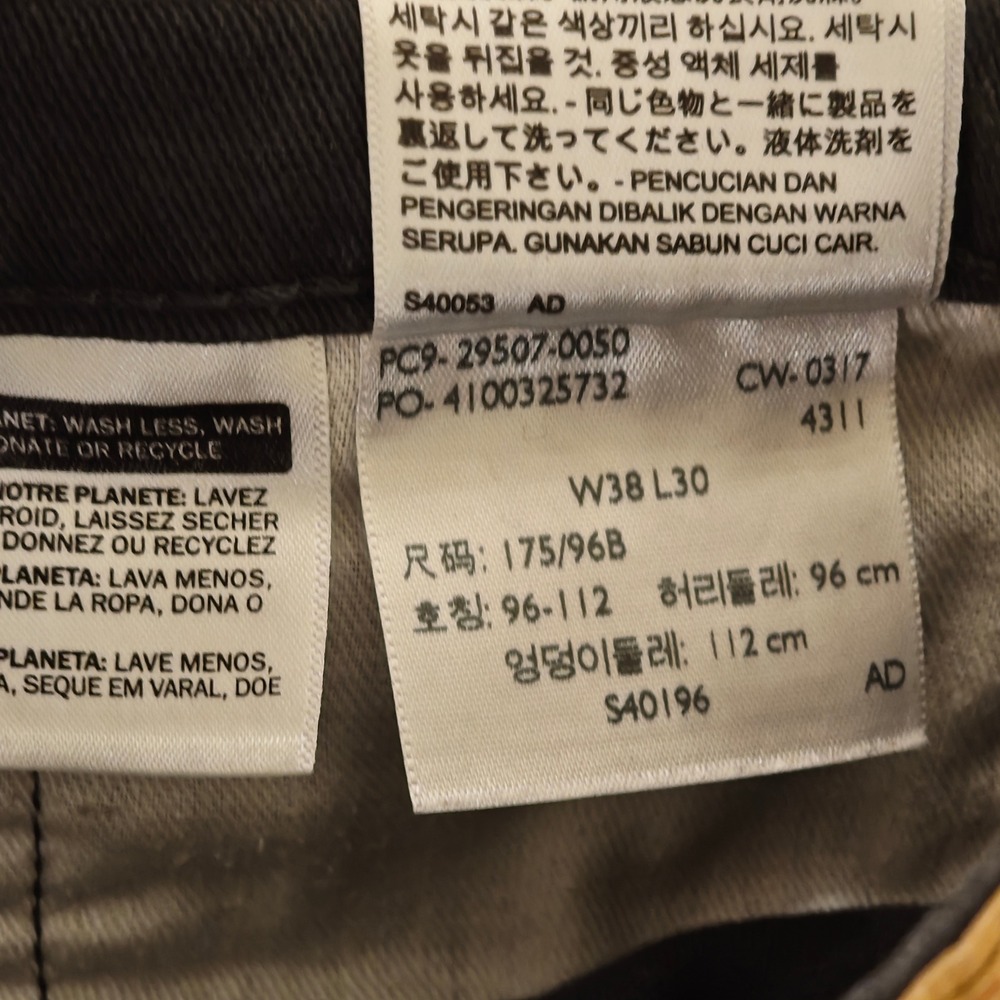 Levis 502 Regular Taper Pants Mens 38x30 Charcoal Grey Faded Black 29507-0050 - Picture 4 of 7